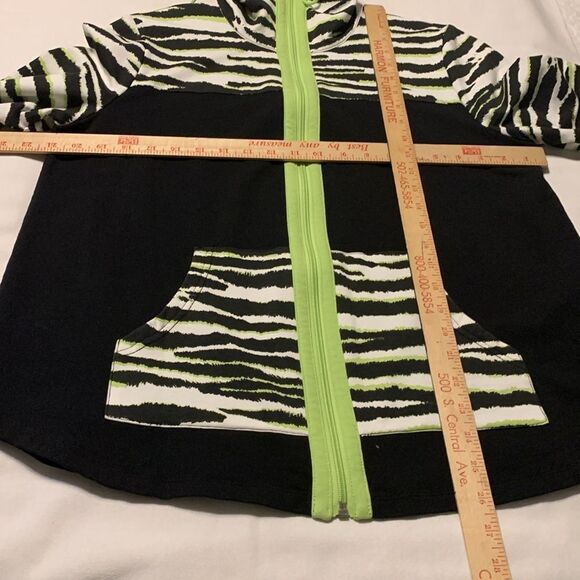 Ruby Rd. zip-up jacket w/drawstring neck .  Black/white w/lime green trim.  EUC - Picture 6 of 10